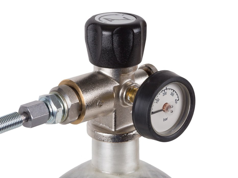 Air Venturi 100 cu-in Carbon Fiber Air Tank w/ Valve and Hose – Bild 2